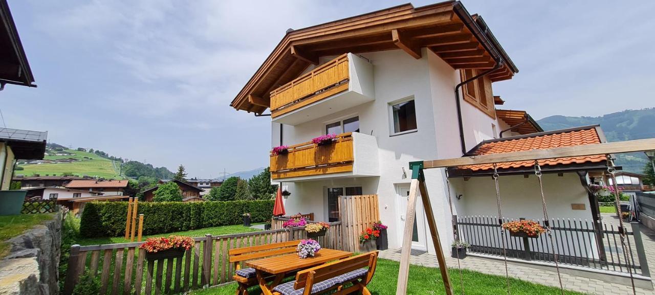 Alp-In Lodges Kaprun Exterior photo